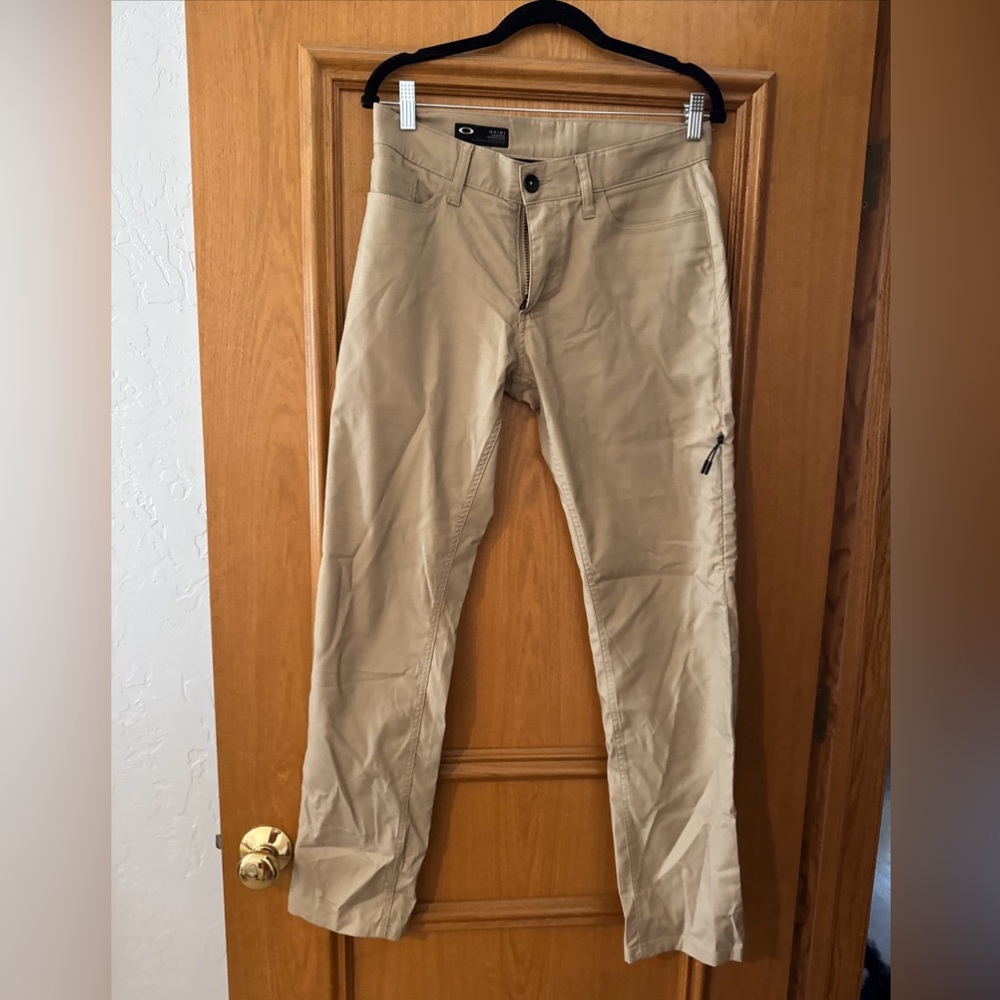 Oakley Men's Beige Cargo Pants 30x30